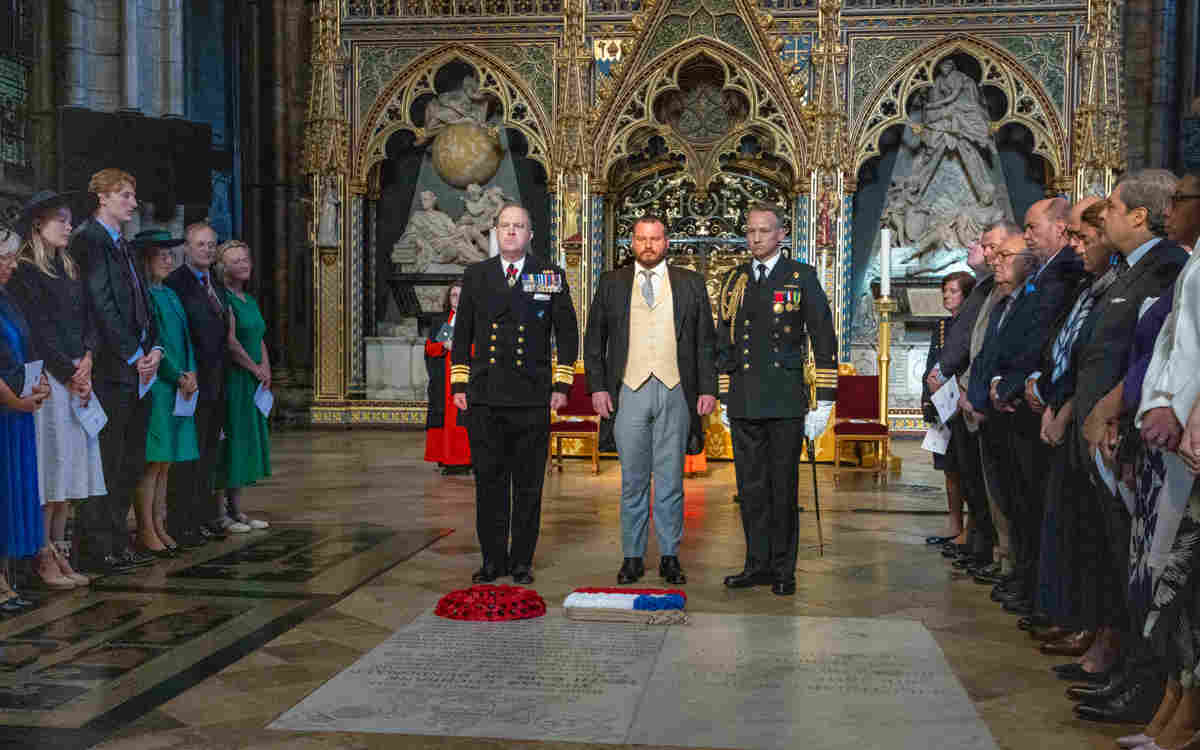 Chilean Navy honours Admiral Lord Cochrane
